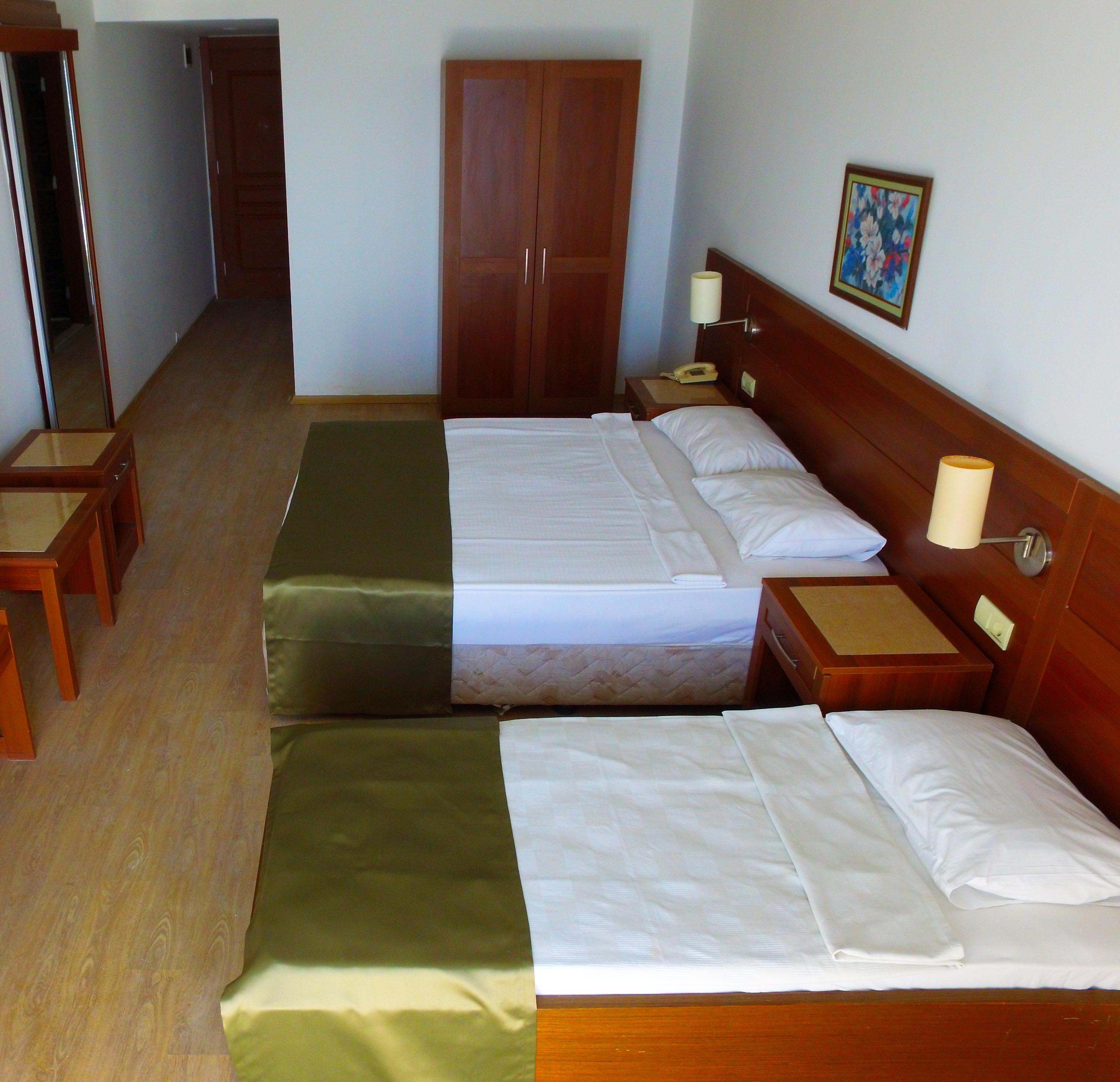 Woxxie Hotel Тургутрейс Экстерьер фото