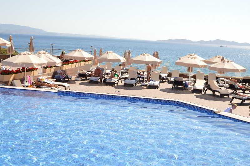 Woxxie Hotel Тургутрейс Экстерьер фото