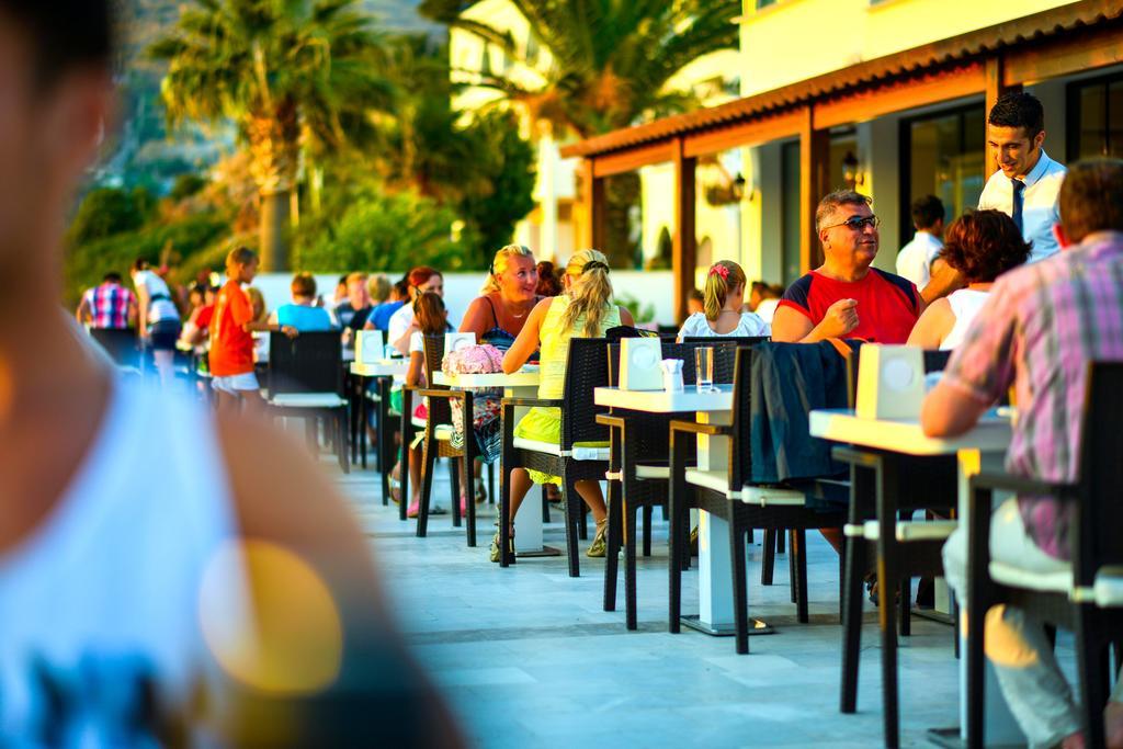 Woxxie Hotel Тургутрейс Экстерьер фото