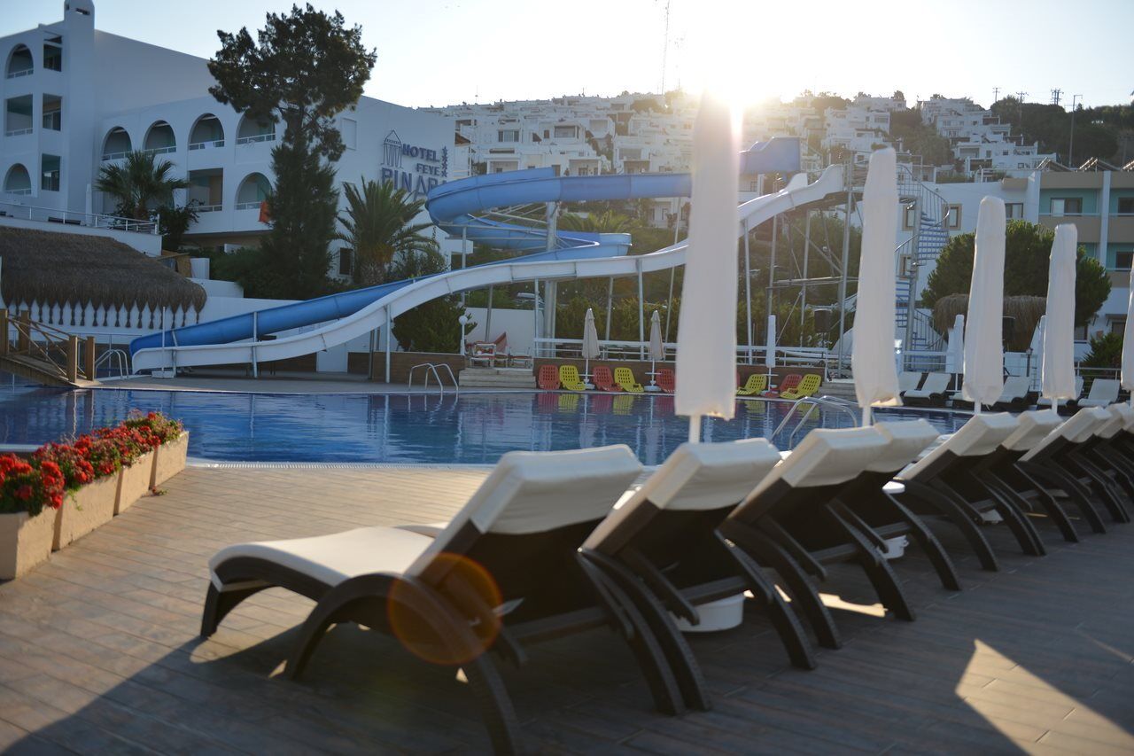 Woxxie Hotel Тургутрейс Экстерьер фото