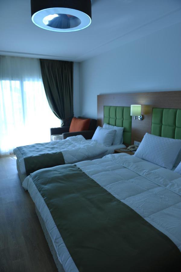 Woxxie Hotel Тургутрейс Экстерьер фото